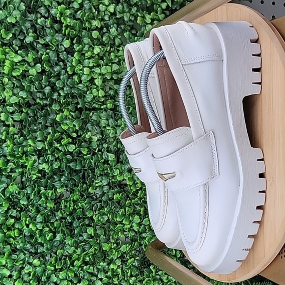 Steve Madden Womens Lawrence Genuine Leather Chunky Sole Loafer Bone Size 9M